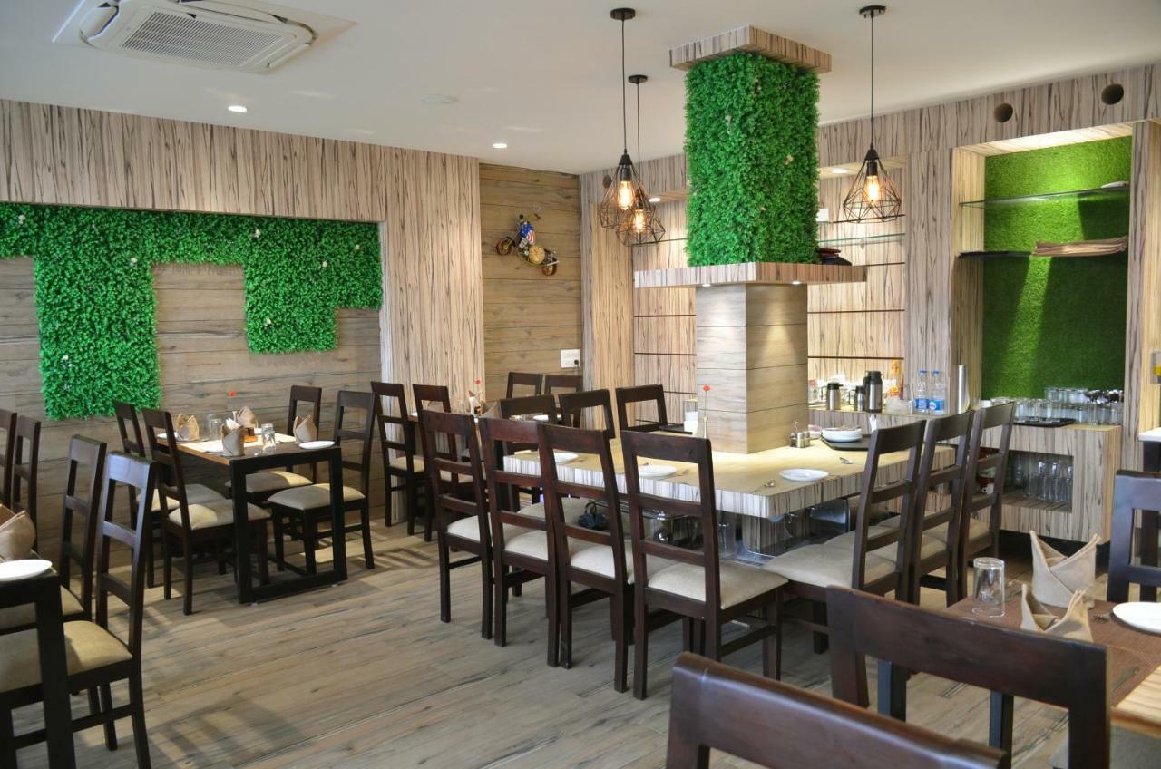 בארילי Hotel Radiance מראה חיצוני תמונה