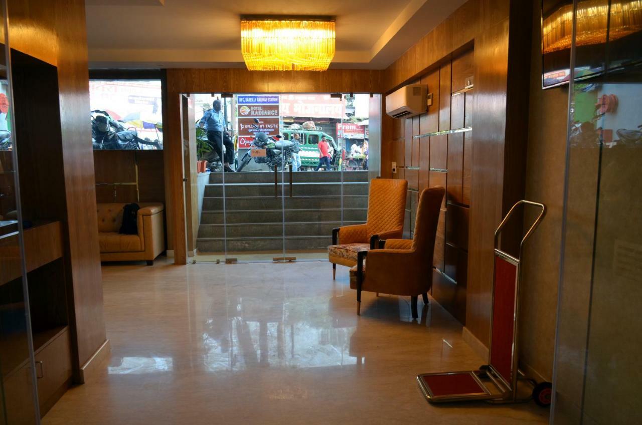 בארילי Hotel Radiance מראה חיצוני תמונה